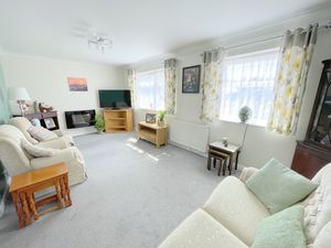 Pyefleet Close- click for photo gallery